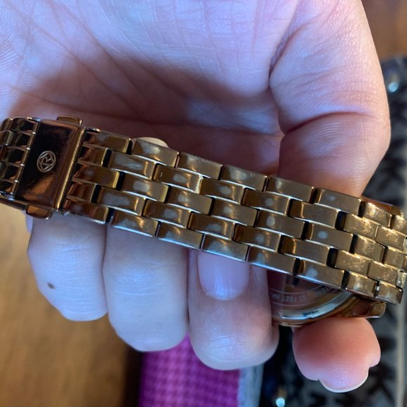 RELIC Rose Gold Crystal Faced Wrist Watch - Picture 3 of 6